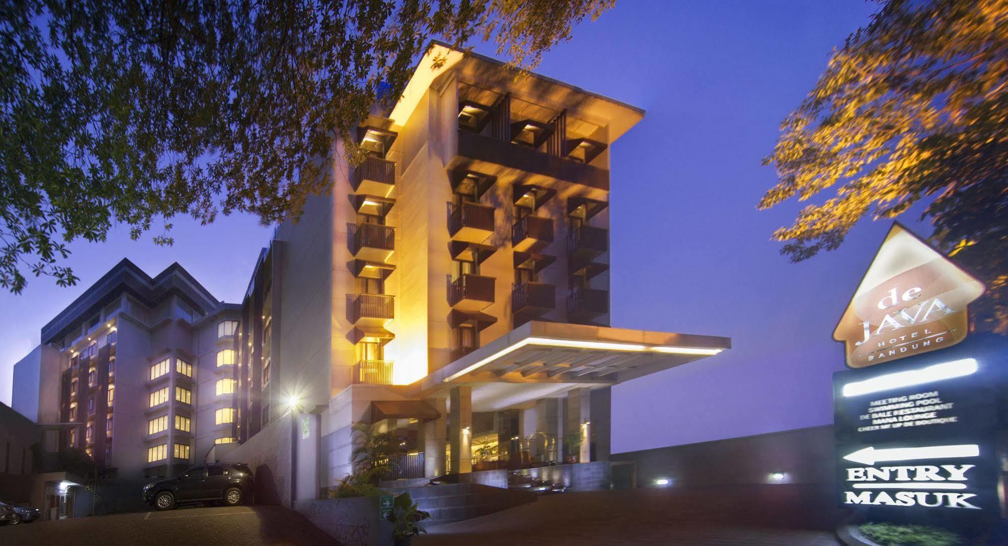 De Java Hotel Бандунг Экстерьер фото